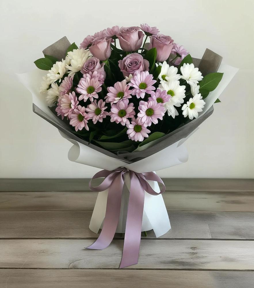 Букет цветов из: Хризантемы и Розы в Ладожской
