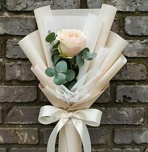 Букет цветов из:  Розы в Ладожской