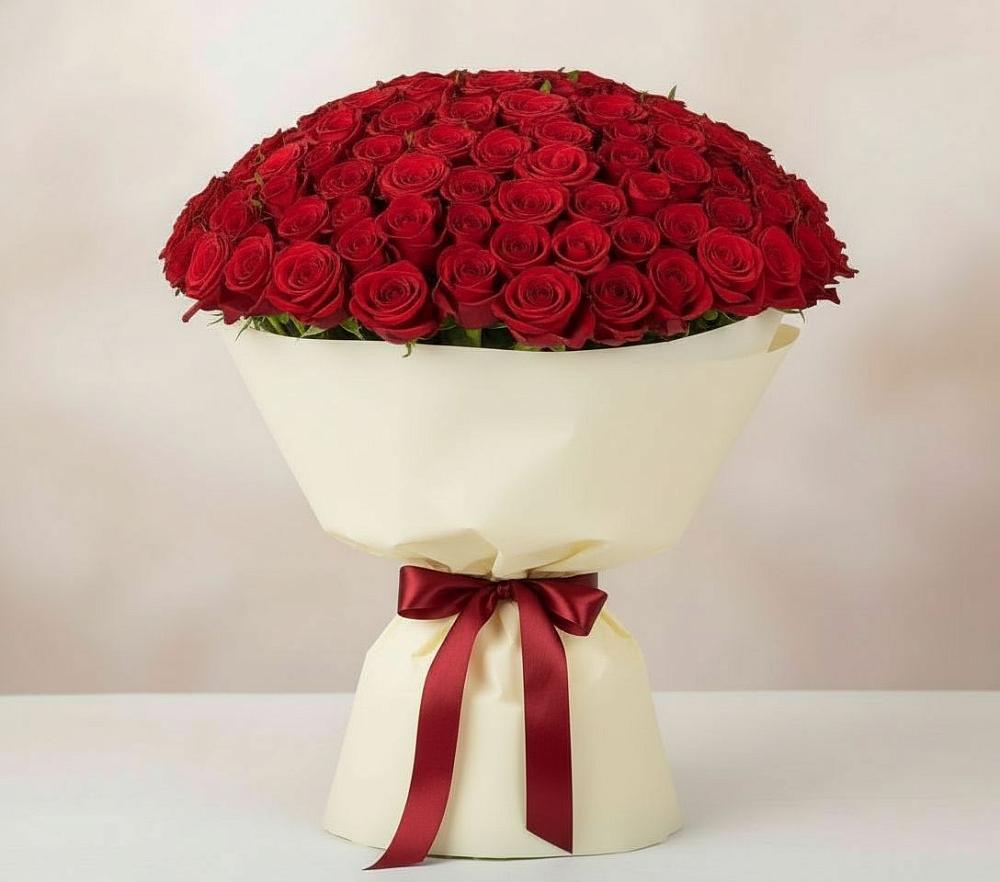 Букет 101 Красная роза Милано в Ладожской