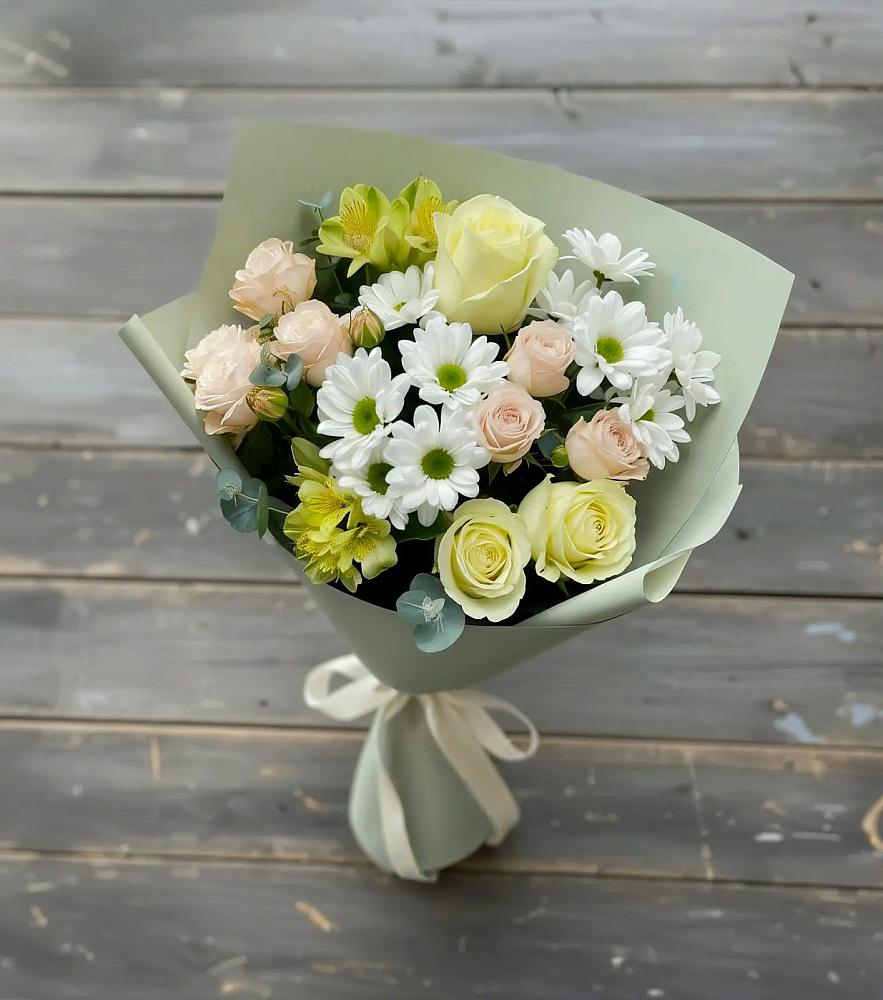 Букет цветов из: Альстромерии, Розы и Хризантемы в Ладожской