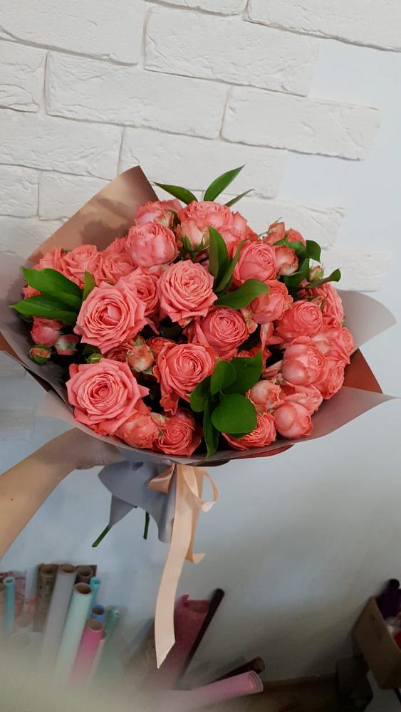 Букет цветов из: Розы в Ладожской