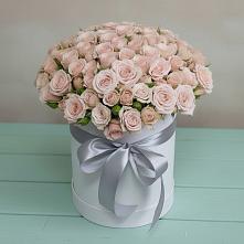 Цветочная композиция из Розы в шляпной коробке #REPLACE_PRED# Ладожской