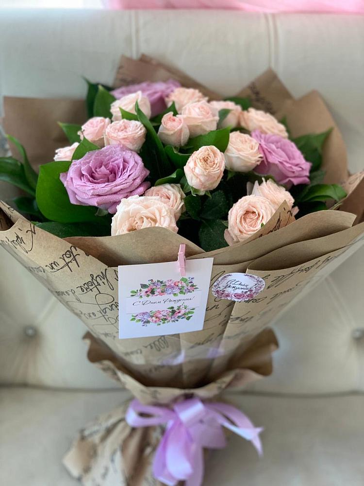 Букет цветов из: Розы в Ладожской