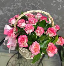 Цветочная композиция из Розы в корзине #REPLACE_PRED# Ладожской