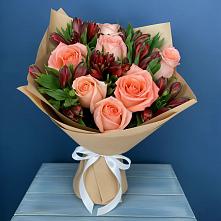 Букет цветов из:  Розы и Альстромерии #REPLACE_PRED# Ладожской