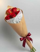 Букет цветов из:  Розы в Ладожской