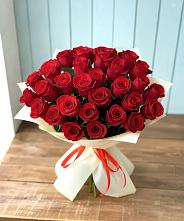 Букет 29 Красных роз в Ладожской