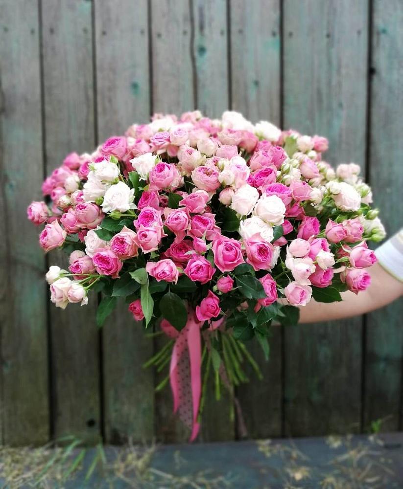 Букет Розовые кустовые розы Натали и Лав Лидия в Ладожской