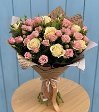 Букет цветов из:  Розы в Ладожской