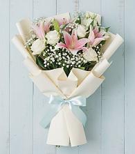 Букет цветов из:  Лилии в Ладожской
