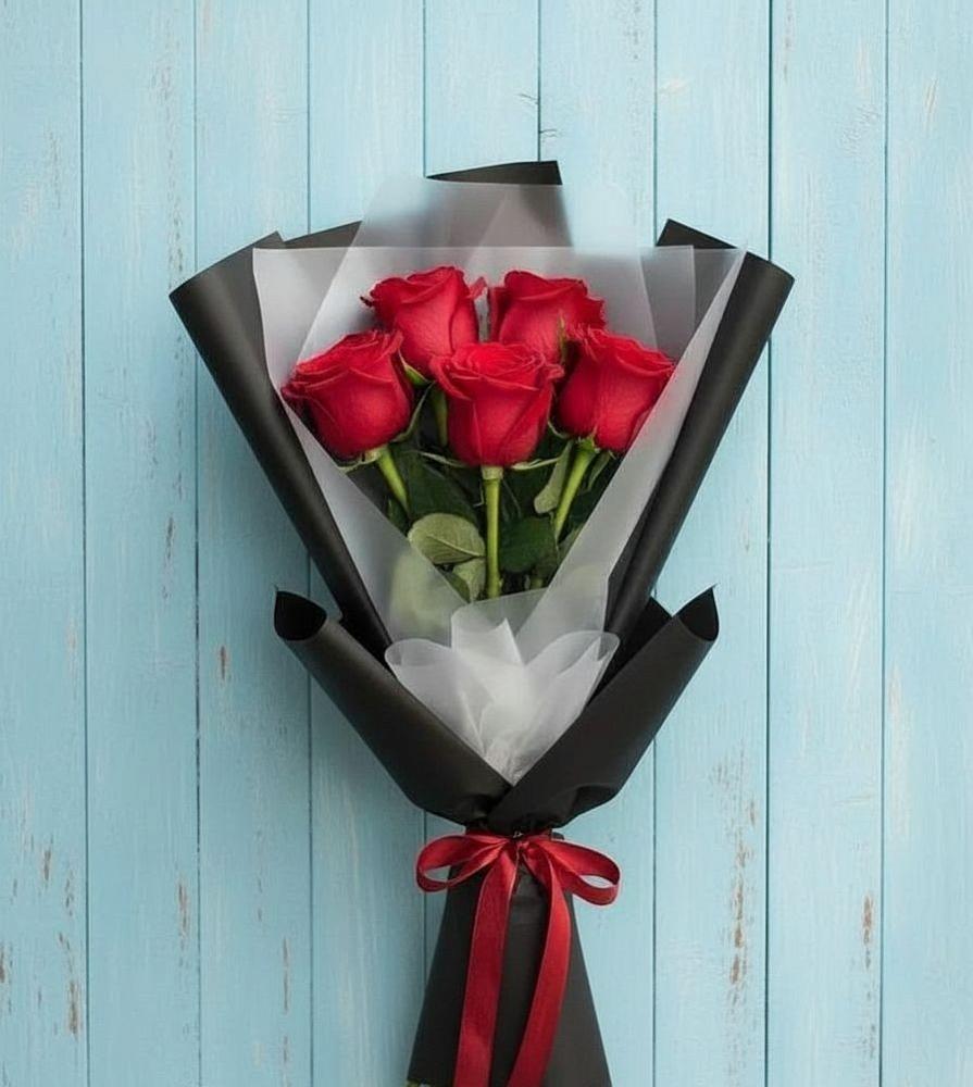 Букет цветов из: Розы в Ладожской